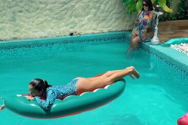 پانسیون Aquzz Hotel & Spa