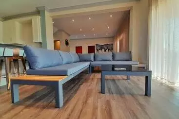 Pension Kameeldrift Waterfront Estate & Resort