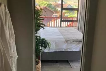 پانسیون White Sands Self Catering Units