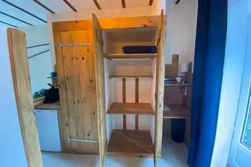 Bed and Breakfast L Anagramme, Chambres, Table D Hôtes Et Gîte Pour Adultes, Naturistes Ou Non !