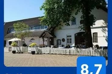 Hotelli Weinhof Groß Mackenstedt