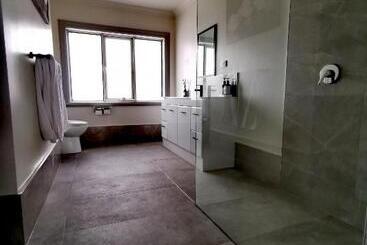 住宿加早餐  Refresh109 On Cameron