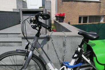 تختخواب و صبحانه Sea Me Ostend