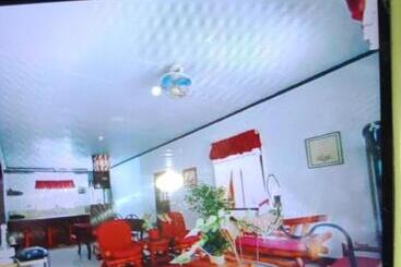 פנסיון Driscoll Xannon Guesthouse