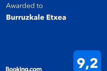بنسيون Burruzkale Etxea