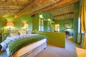 Bed and Breakfast Bastide De Bellegarde