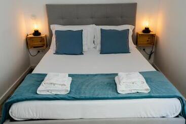 تختخواب و صبحانه Genius Loci Guesthouse