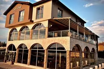 Otel Del Ponte