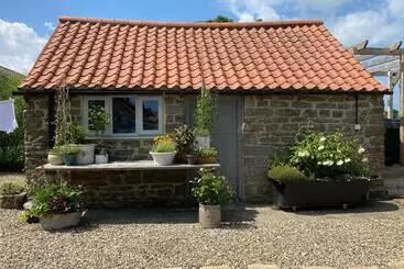 Aamiaismajoitus (B&B) White House Farm   Beautiful Self Contained Courtyard Rooms