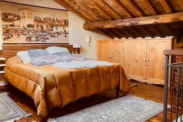 Pensió Alloggio Turistico S.pellegrino 45