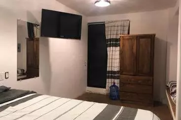 Majatalo Casa Arrecife Tortuga 3, Beach Is Steps Away! Fast Internet, Private Cozy Room!