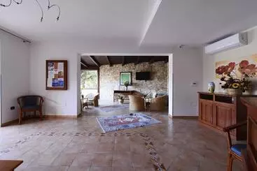 Oasis Hotel Residence & Resort