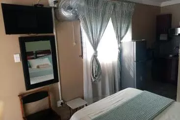 Bed and Breakfast Jubie S Guest Lodge