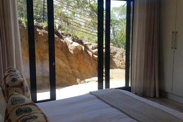 פנסיון Kooboo Berry Ocean View, Self Catering Guesthouse