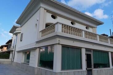 Panzió La Dimora Nel Parco