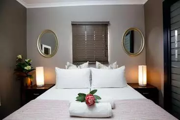 Pensió Urlyfstyle Cottage 10km From Or Tambo Int Airport