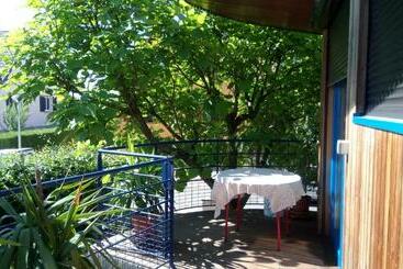 بنسيون A L Ombre Des Catalpas