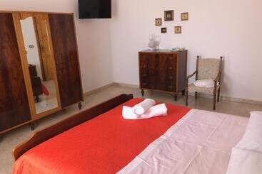 مبيت وإفطار Dimora Sofia