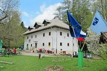 پانسیون Dom Pristava