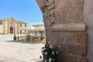 Huoneistohotelli Saint George S House Appartamenti & Spa