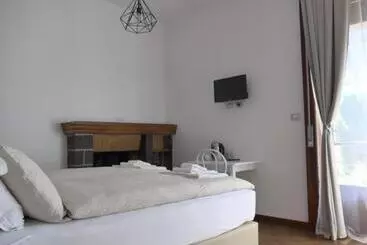 Pension  La Tana Rooms
