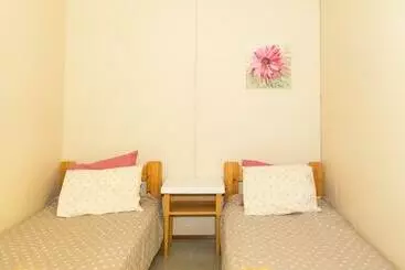 Hostel Nikkilän Elämyskylä