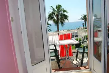 ホテル Hôtel Azur