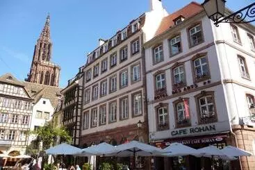 فندق Des Arts   Centre Cathédrale