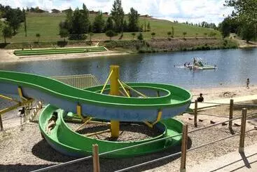 Hôtel Terres De France   Les Hameaux Des Lacs