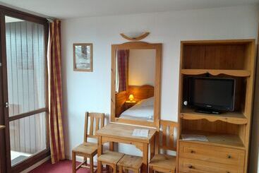 Апартаменты Vvf Les Sittelles à Montalbert