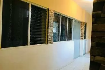 Rest And Go Hostel