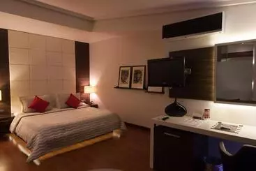 هتل Samm Bistro Spa