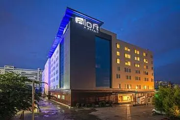 Hotel Aloft Bengaluru Whitefield