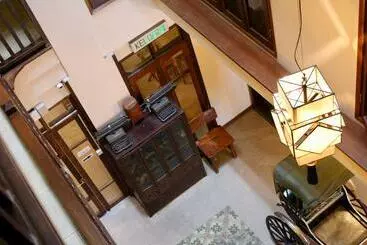 هتل Anggun Boutique