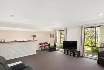 هتل Martin Fields Beach Retreat