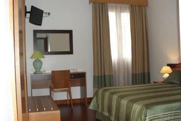 בית מלון כפרי Vale Verde