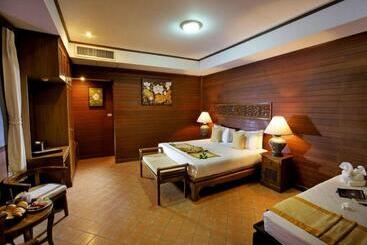 استراحتگاه Smile House Fisherman Village