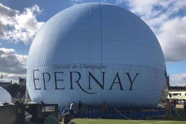 تختخواب و صبحانه Les Chambres En Champagne