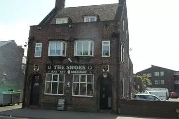 Aamiaismajoitus (B&B) The Shoes