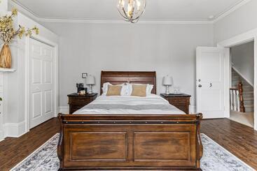 پانسیون Mckay Manor On Duckworth