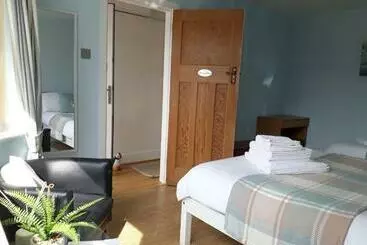 Coast 77 B&b