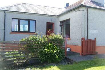 Bed and Breakfast Riverside Cottage