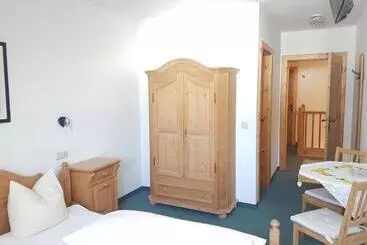 Huoneistohotelli Gasthof Schützenwirt