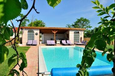 Nocleg ze śniadaniem Tisza Topic