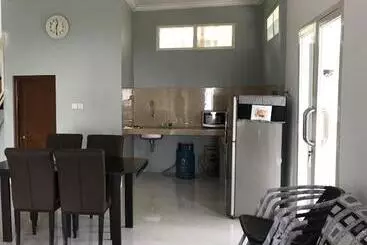 Hotel Bromo Camp House