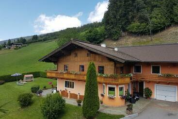 ホテル Unterbleiwanghof