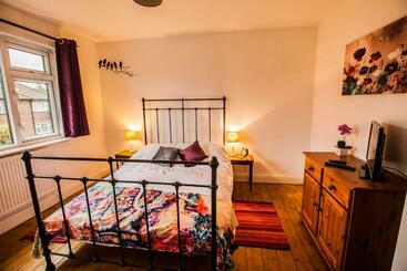 פנסיון Richmond Modern Apartment