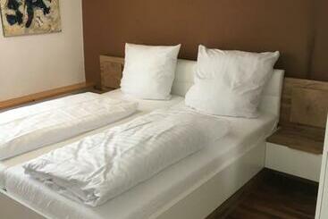 פנסיון Ferienwohnung Zur Ottoburg In Schlitz