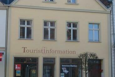 Pension & Ferienwohnung Zum Schmuckgiebel