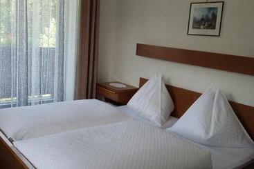 Pensjonat Gästehaus Kristall